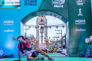 BIB: 587
                            <button type="button" onclick="openModal(21792438)" class="btn btn-primary btn-sm float-right btn-popup" data-toggle="modal" data-target=".modal-high-quality">
                        <i class="fas fa-shopping-cart"></i> Add to Cart
                    </button>
                                            <button type="button" onclick="isThisMe(21792438, true)" class="btn btn-success btn-sm float-right btn-popup btn-isme hidden" data-toggle="tooltip" data-placement="bottom" title="นี่คือรูปของคุณใช่ไหม คลิกที่นี่เพื่อเอาเข้าอัลบั้ม">
                        <i class="fas fa-plus"></i> Add to album
                    </button>
                    <button type="button" onclick="isThisMe(21792438, false)" class="btn btn-warning btn-sm float-right btn-popup btn-isnotme hidden">
                        <i class="fas fa-ban"></i> Remove from album
                    </button>